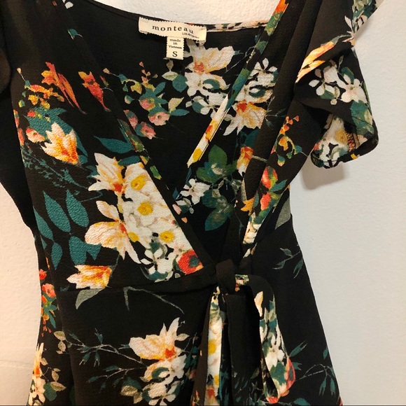 Monteau Floral Wrap Front Tank, size S - Picture 3 of 5